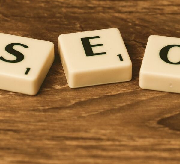 Using SEO company to Generate Website Traffic for Online Businesses